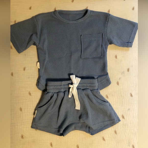 Blue Waffle Set - Picture 1 of 3